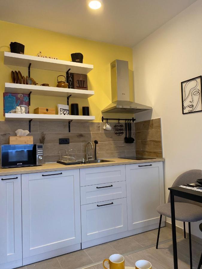Comfy Corner N Lux 55 Milmari * 科帕奥尼克