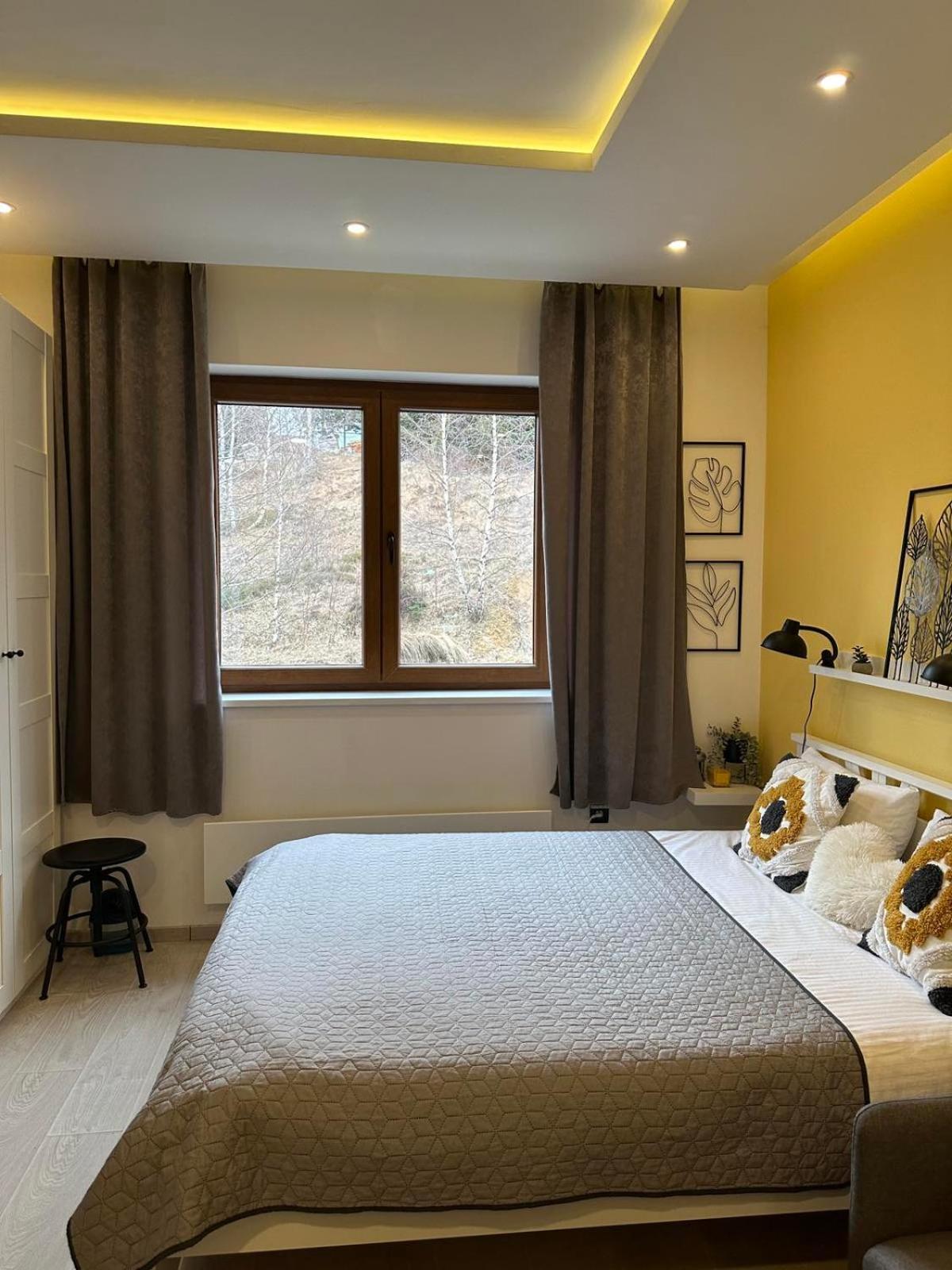 Comfy Corner N Lux 55 Milmari *