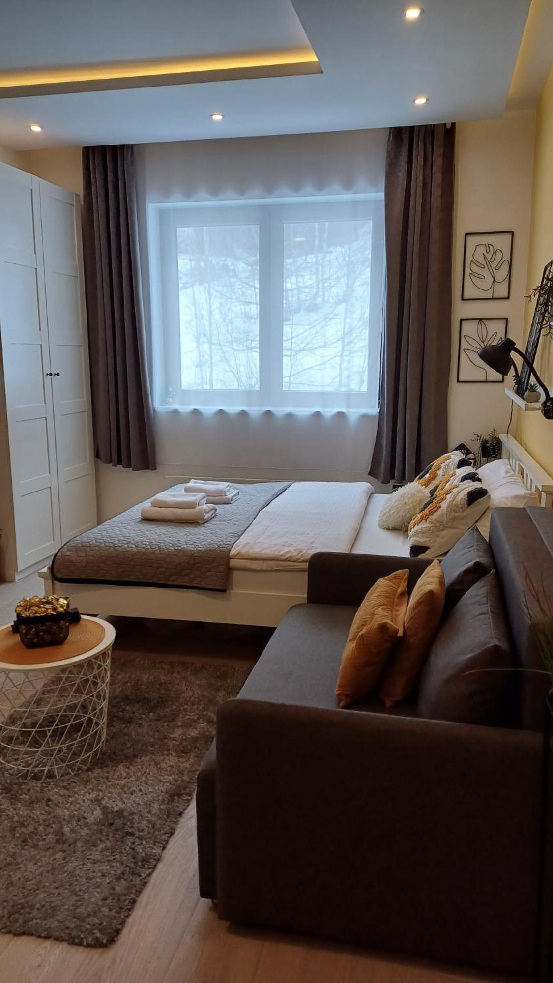 Comfy Corner N Lux 55 Milmari *